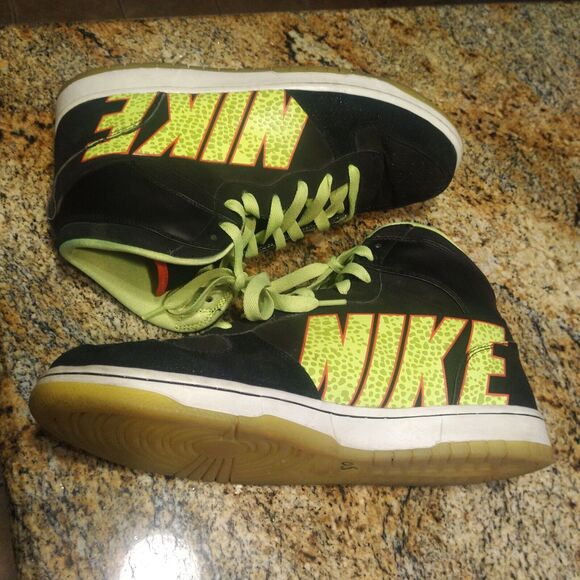 Rare Nike Men\'s Big Nike High Retro Black Neon Green Sneakers Size 13 366726-071 main image 8